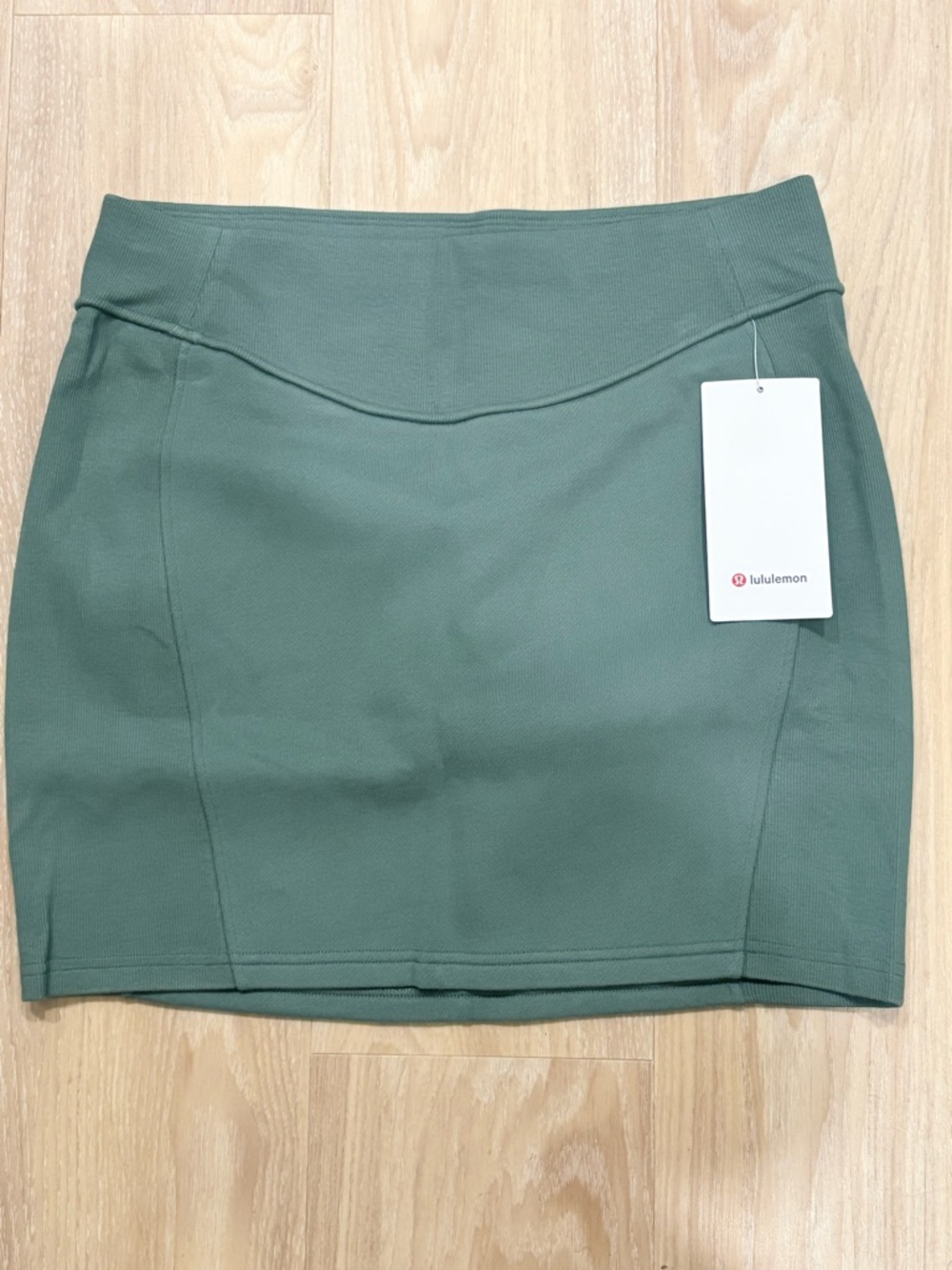 Lululemon scuba mini skirt